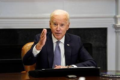 Джо Байден - Байден повысил потолок госдолга США - lenta.ru - США