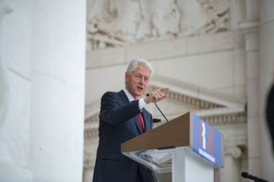 Вильям Клинтон - Джеймс Картер - В США госпитализировали экс-президента страны Билла Клинтона - aif.ru - США - Нью-Йорк - шт. Калифорния