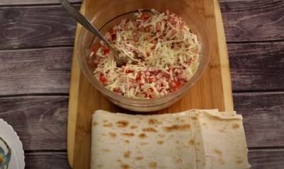 Вкусный завтрак за 5 минут: элементарный рецепт вкуснейшего омлета с лавашом на сковороде — пальчики оближете - ukrainianwall.com - Украина