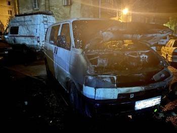 Вологжане опасаются таинственного поджигателя машин - vologda-poisk.ru - Россия - Вологодская обл. - Вологда