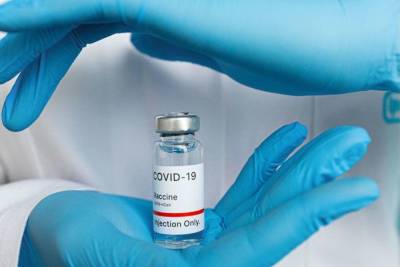 В Ленобласти лишь 31,7% жителей привились от COVID-19 - mk.ru - Ленинградская обл.