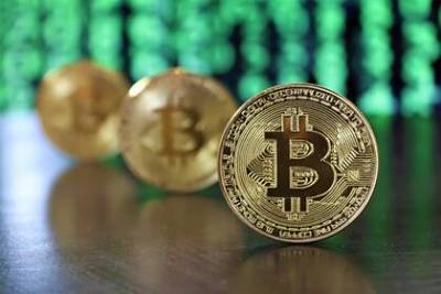 Курс биткоина резко подскочил - lenta.ru
