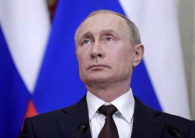 Владимир Путин - Президент РФ призвал страны СНГ сохранить память о подвиге советских воинов - news-front.info - Россия