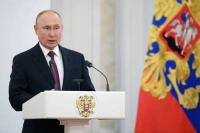 Владимир Путин - Дмитрий Песков - Путин призвал не спешить с признанием талибов - aif.ru - Москва - Россия - США