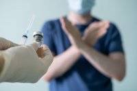 Виктор Ляшко - Обязательная вакцинация: Минздрав хочет дважды расширить список профессий. Кому приготовиться - vlasti.net