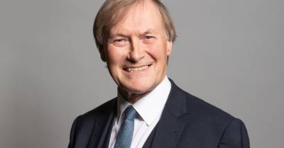 Депутат британского парламента, получивший ножевые ранения на встрече с избирателями, умер - rus.delfi.lv - Англия - Латвия - Эссекс
