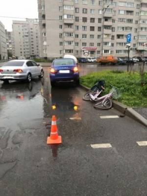 Молодая вологодская автоледи едва не раздавила добропорядочную велосипедистку - vologda-poisk.ru - Россия - Вологда