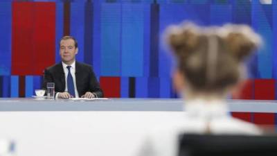 Дмитрий Медведев - Алексей Данилов - На Украине возмущены отсутствием реакции Берлина на статью Медведева - inforeactor.ru - Москва - Россия - Украина - Киев - Германия - Берлин