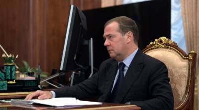 Дмитрий Медведев - Алексей Данилов - Киев неприятно удивила позиция Берлина по заявлениям Медведева об Украине - newzfeed.ru - Россия - Украина - Киев - Берлин