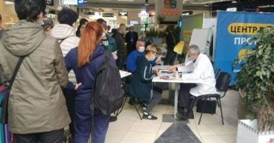 Переход Херсона в "красную" зону спровоцировал бум вакцинации в городе (ВИДЕО) - delo.ua - Украина - Херсон - Херсонская обл.