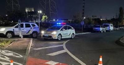 В Киеве пьяный на грузовике сбил двух пешеходов: журналист Зинченко госпитализирован, его друг погиб (ФОТО) - dsnews.ua - Украина - Киев - район Оболонский
