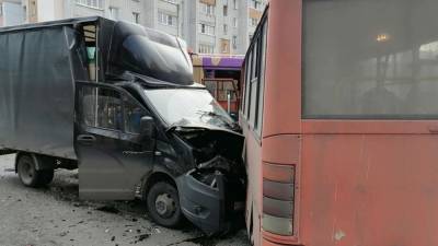 Глеб Никитин - В Нижнем Новгороде в ДТП с двумя автобусами пострадали 18 человек - newdaynews.ru - Нижний Новгород