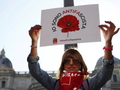 "Нет фашизму и насилию": профсоюзы Италии вышли на новую акцию после жестоких протестов - unn.com.ua - Украина - Киев - Италия - Рим
