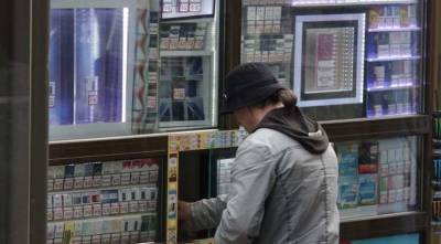 Украинцев предупредили о значительном подорожании сигарет – причина и сроки - lenta.ua - Украина