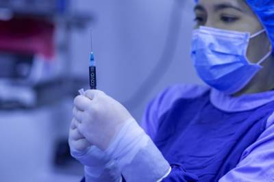В России впервые за сутки выявили 34 тысячи случаев заражения коронавирусом - aif.ru - Москва - Россия - Санкт-Петербург - Московская обл.