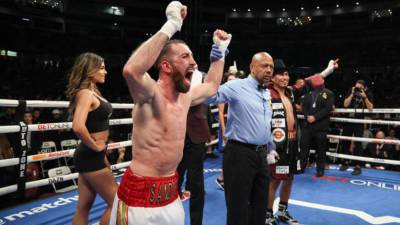 Майки Гарсия сенсационно уступил Сандору Мартину - sport.bigmir.net - США - шт. Калифорния