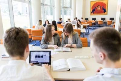 Эпидемия Covid-19 в Литве не утихает, 28 умерших за сутки - eadaily.com - Литва