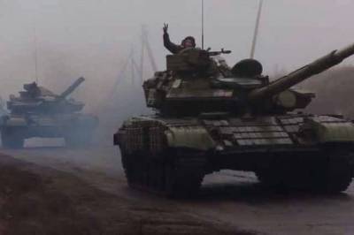 Возле Донецка зафиксировали десять танков | Новости и события Украины и мира, о политике, здоровье, спорте и интересных людях - real-vin.com - Украина - ДНР - Донецк - Мариуполь
