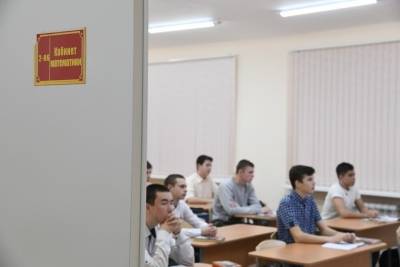 Волгоградские школы не планируют уходить на досрочные каникулы - volg.mk.ru - Волгоградская обл.