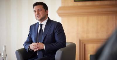 Владимир Зеленский - Петр Порошенко - Владимир Зеленский - о фильме "Оффшор 95": В 2019 году это кино я видел на каналах олигарха Порошенко - kp.ua - Украина