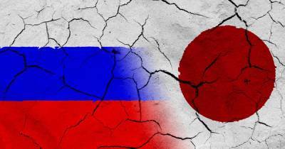 Хирокадзу Мацуно - В Японии захотели срочно решить проблему мирного договора с Россией - ren.tv - Москва - Россия - Токио - Япония - Сингапур