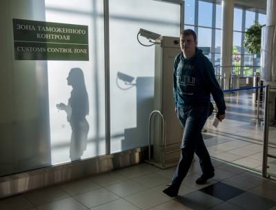 Россия снимает запрет на въезд в страну семей постоянно проживающих здесь иностранцев - vm.ru - Россия