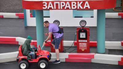 Размер пособия по уходу за ребенком вырастет в 2022 году - vesti.ru - Россия