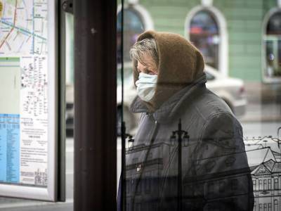 Непривитых оренбуржцев старше 60 лет запирают дома, людям старше 65 лет запретят пользоваться транспортными льготами - rosbalt.ru - Оренбургская обл.