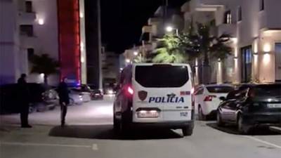 Полиция Албании возбудила дело после гибели туристов из России - iz.ru - Москва - Россия - Израиль - Македония - Албания