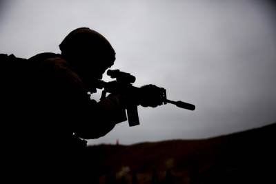 В ЛНР при обстреле со стороны Украины погиб военный - mk.ru - Украина - ЛНР - населенный пункт Луганское