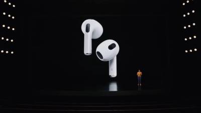 Apple представила AirPods третьего поколения в новом дизайне - vm.ru