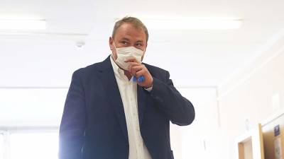 Петр Толстой - Политолог раскритиковал Толстого за слова о проигранной кампании против COVID-19 - iz.ru - Россия - Израиль