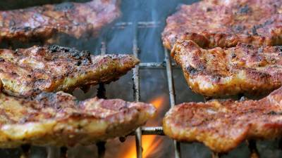 Диетолог рассказала об опасностях отказа от мяса и как их избежать - iz.ru - Израиль
