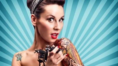 Экстрасенс поведала, как татуировки могут испортить жизнь их обладателям - 5-tv.ru