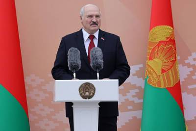 Владимир Путин - Александр Лукашенко - Лукашенко попросил не издеваться над белорусами из-за коронавируса - lenta.ru - Россия - Белоруссия