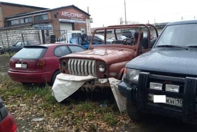 В Петрозаводске срочно ищут владельцев авто, мешающих коммунальщикам произвести ремонт - karel.mk.ru - Петрозаводск