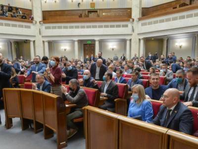 Владимир Зеленский - Дмитрий Разумков - Руслан Стефанчук - Ярослав Железняк - Парламент разблокировал закон об олигархах, нардепы отклонили 12 постановлений - gordonua.com - Украина - Парламент