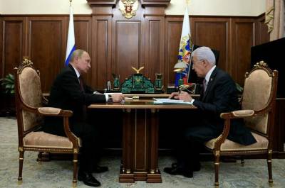 Владимир Путин - Дмитрий Песков - Владимир Васильев - Путин встретится по видеосвязи с главой думской фракции «Единой России» - pnp.ru - Россия