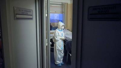 Михаил Мишустин - Мишустин утвердил выделение более 68 млрд руб. на выплаты медработникам - iz.ru - Россия - Израиль