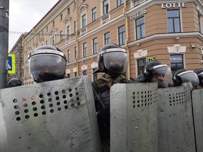 Госдума утвердила отчет о бюджете-2020: выросли затраты на оборону и нацбезопасность - znak.com - Россия
