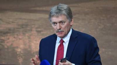 Владимир Путин - Дмитрий Песков - Сергей Собянин - В Кремле заявили, что новые меры из-за коронавируса не повлияют на график Путина - russian.rt.com - Москва - Россия