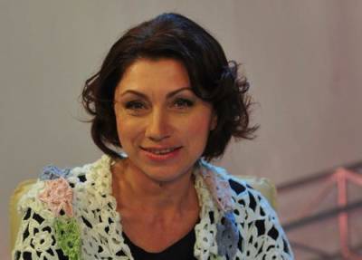 Лариса Гузеева - Роза Сябитова - Сябитова призналась, что надеется на скорую выписку Гузеевой и ждет ее на съемках - argumenti.ru