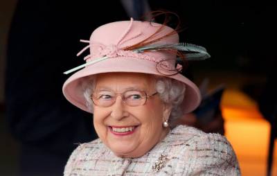 Елизавета II - Камилла Паркер-Боулз - Елизавета II отказалась от премии «Старушка года» - sharij.net - Англия