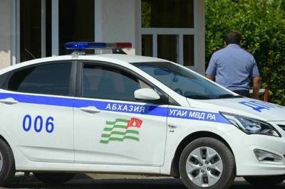 Депутат в Абхазии устроил пальбу из автомата у здания МВД - vm.ru - Москва - Апсны - Сухум