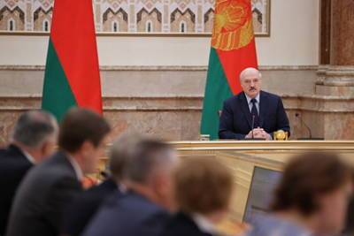 Александр Лукашенко - Лукашенко назвал передавшего Минску данные о 33 бойцах из ЧВК Вагнера - lenta.ru - Россия - Украина - Белоруссия - Минск