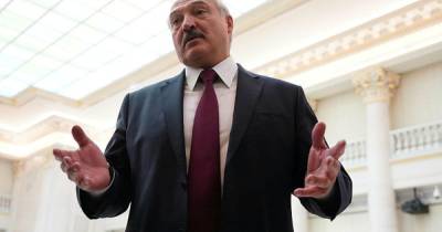 Александр Лукашенко - Лукашенко заявил, что не считает себя "слабаком" и не будет мстить ЕС - ren.tv - США - Белоруссия