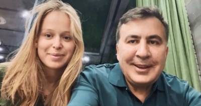 Владимир Зеленский - Михаил Саакашвили - Елизавета Ясько - Девушку Саакашвили из партии Зеленского затравили за отношения с ним - ren.tv - Украина - Грузия - Тбилиси