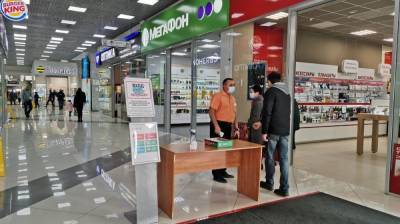 В торговых центрах Воронежа выставили посты для контроля за соблюдением масочного режима - vestivrn.ru - Воронеж
