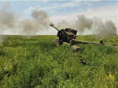 2 октября боевики на Донбассе ранили украинского военнослужащего – штаб ООС - gordonua.com - Россия - Украина - Крым - Луганская обл. - Донбасс - Донецкая обл.