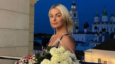Анастасия Волочкова - Балерина Волочкова раскрыла всю правду о новом романе: «Да, у меня есть секс!» - 5-tv.ru